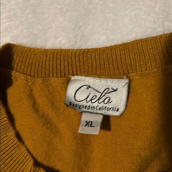 Cielo Yellow Crew Neck Sweater with Ribbed Cuffs - Picture 2 of 3
